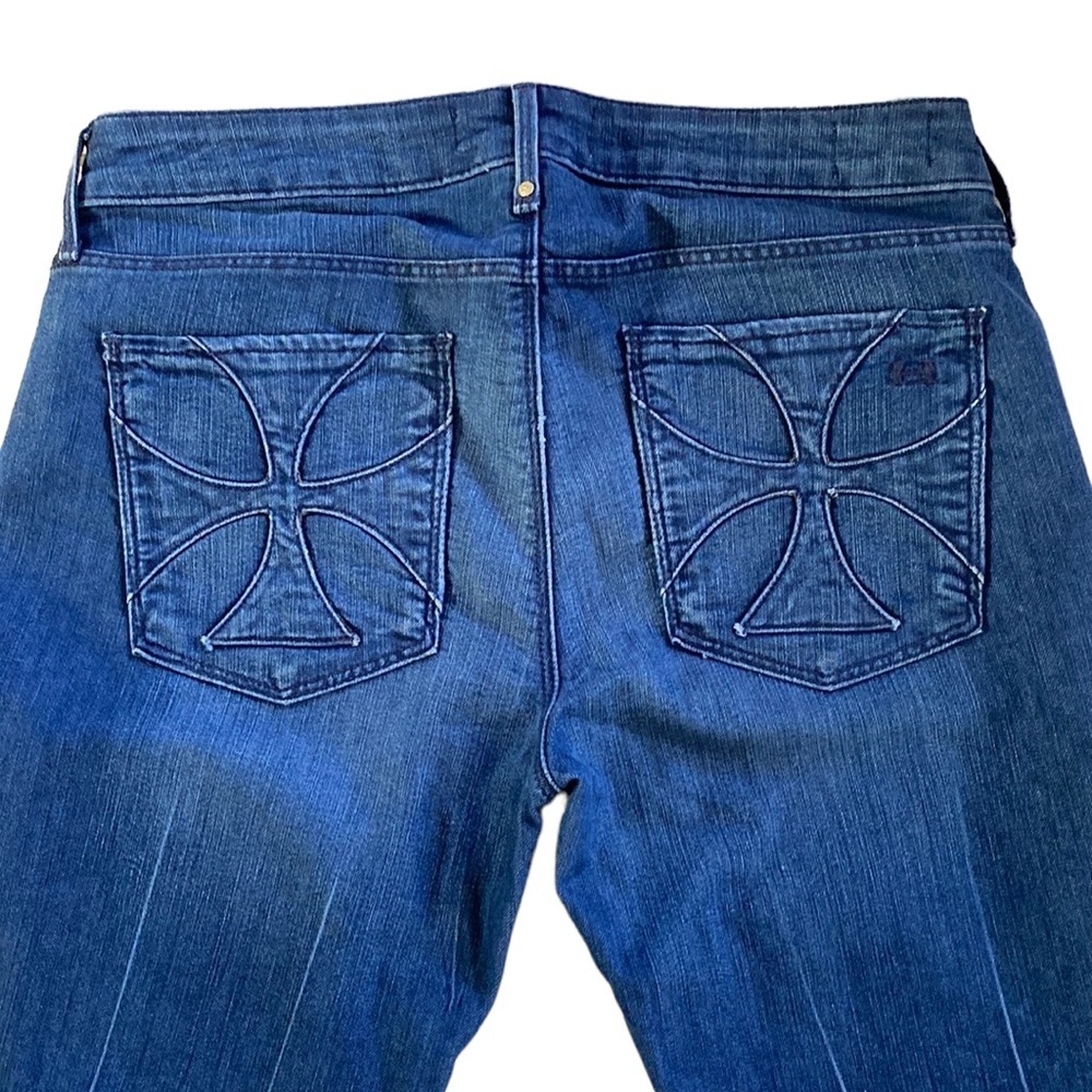Habitual Straight Jeans Half Baked Size 28 5 Pockets Buttons and zipper closure